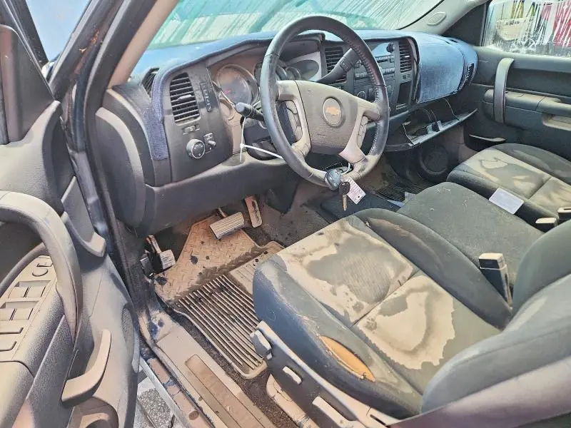 2011 CHEVROLET SILVERADO K1500 LT  