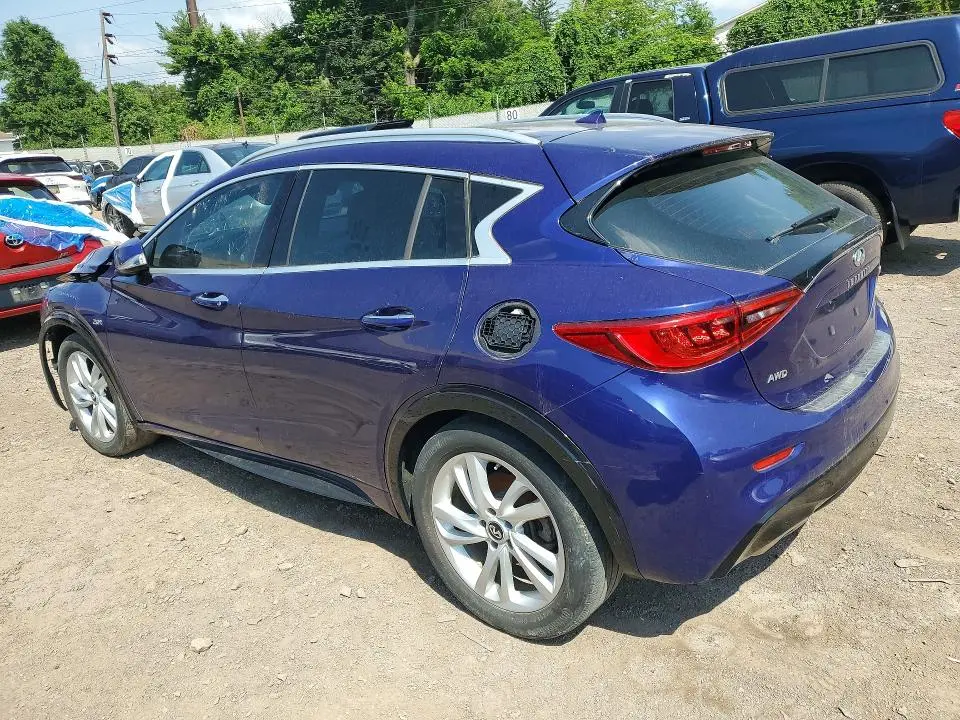 2018 INFINITI QX30 PURE  