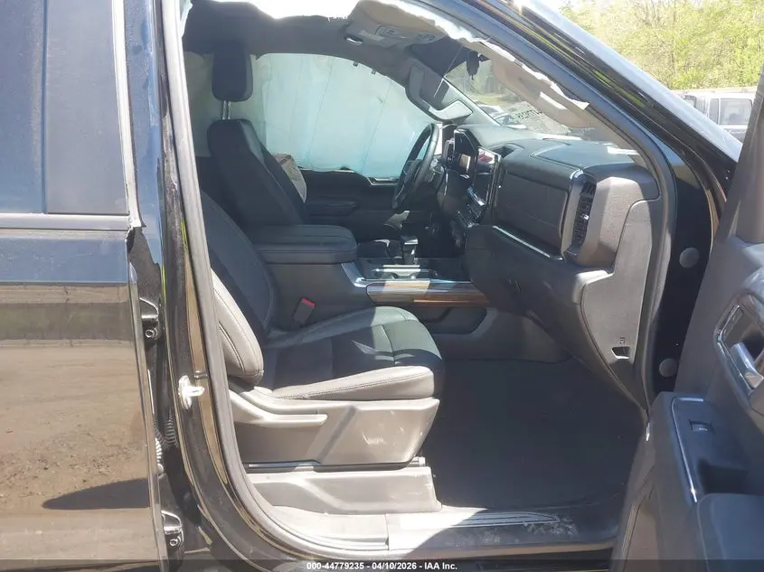 2023 CHEVROLET SILVERADO 1500 4WD  SHORT BED RST