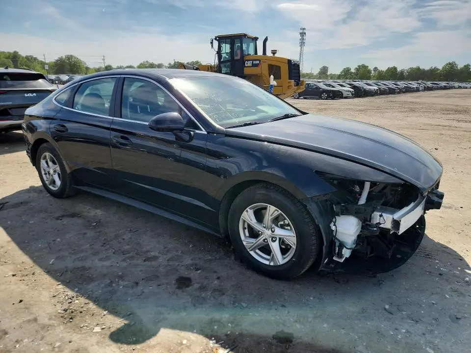 2020 HYUNDAI SONATA SE  