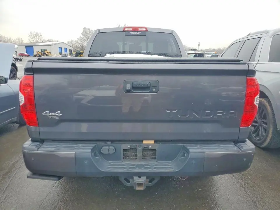 2018 TOYOTA TUNDRA   