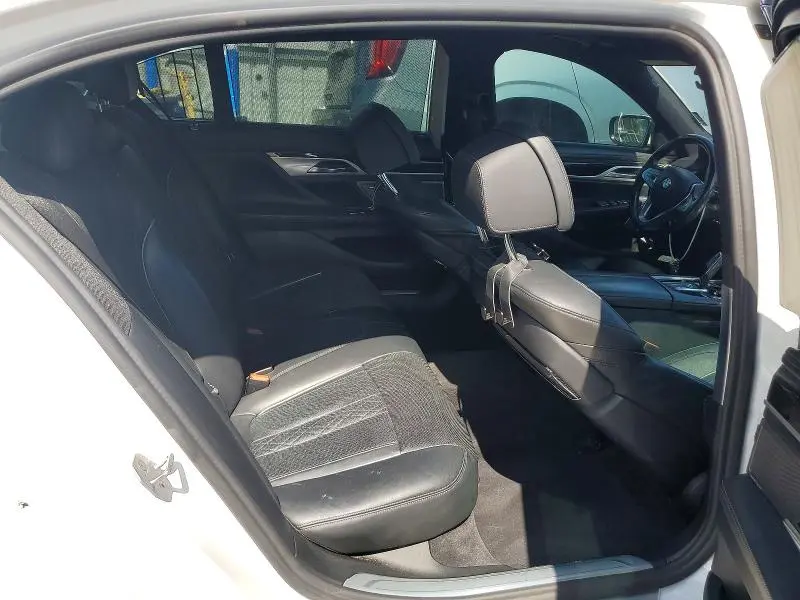 2019 BMW 750 I  
