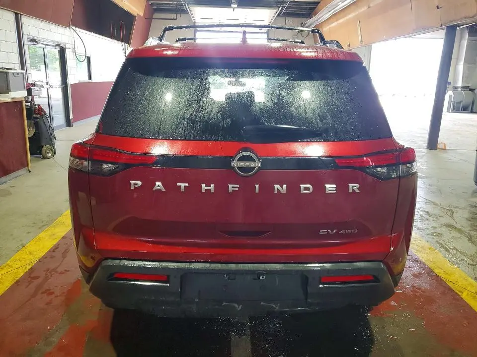2022 NISSAN PATHFINDER SV  