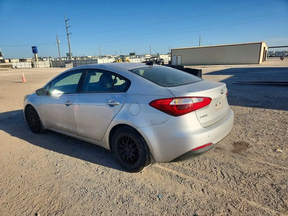 2016 KIA FORTE LX  