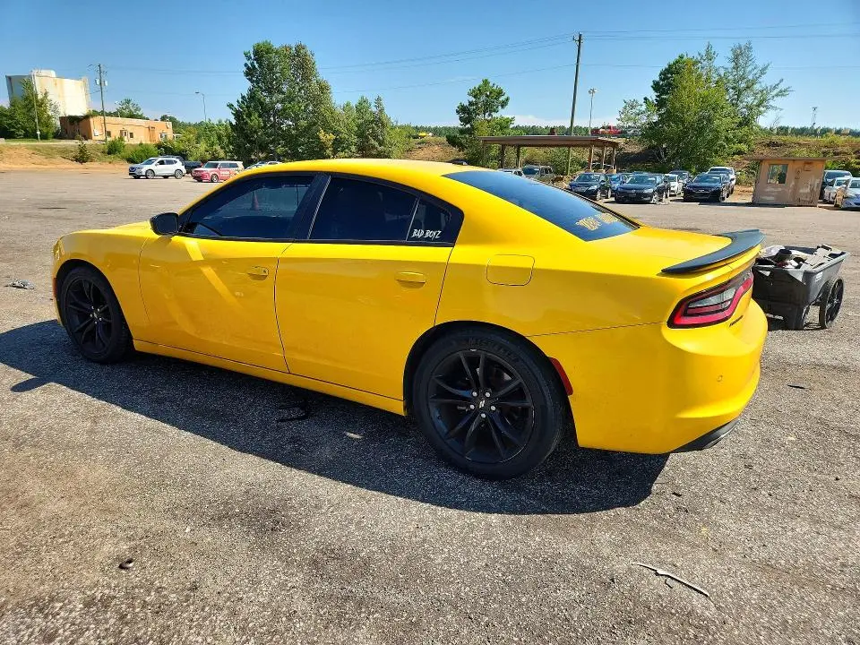 2017 DODGE CHARGER SE  