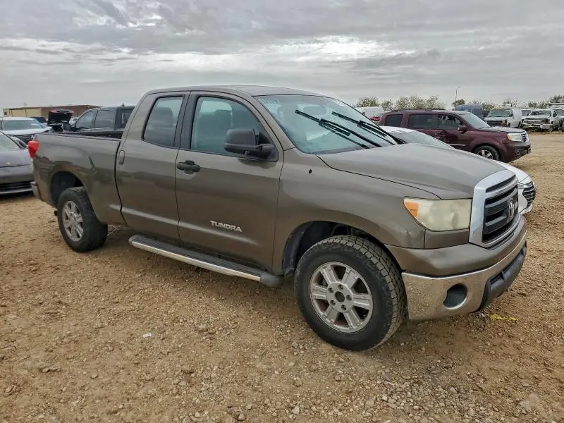 2011 TOYOTA TUNDRA DOUBLE CAB SR5  
