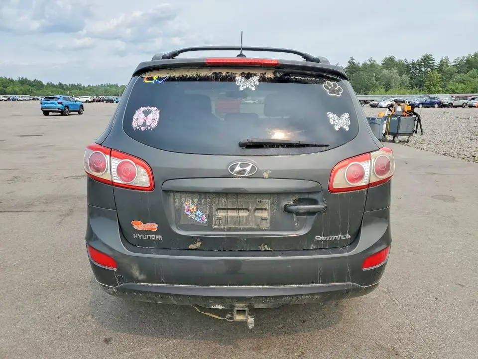 2010 HYUNDAI SANTA FE SE  