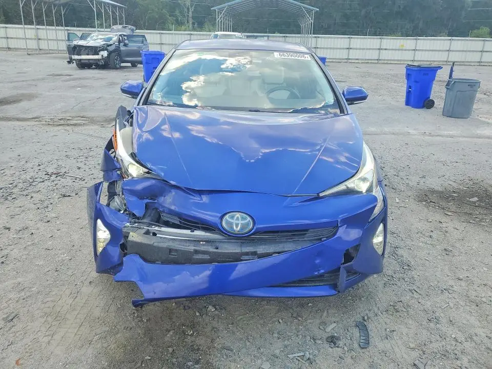 2016 TOYOTA PRIUS FOUR TOURING  