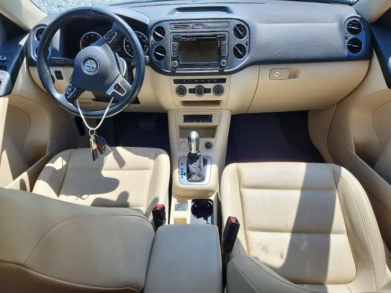 2015 VOLKSWAGEN TIGUAN S  