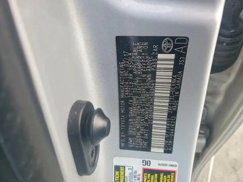 2017 TOYOTA COROLLA LE  