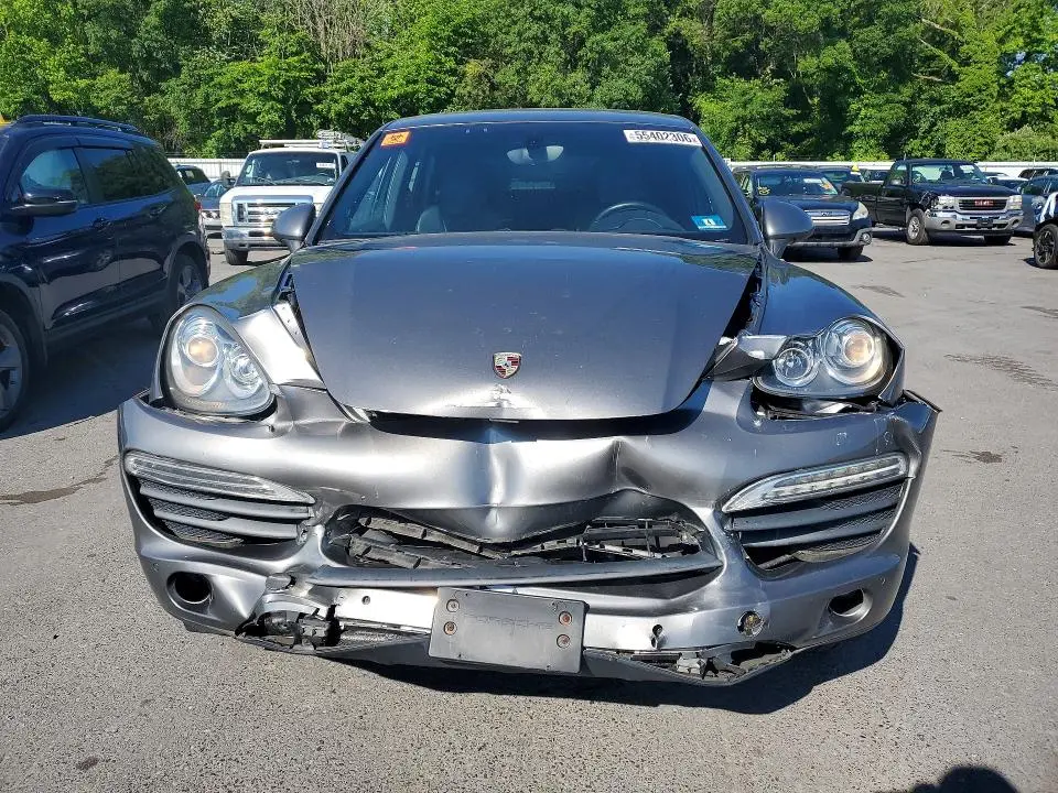 2011 PORSCHE CAYENNE S  