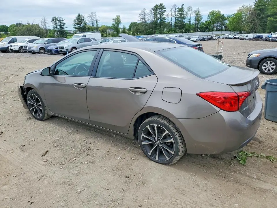 2019 TOYOTA COROLLA SE  
