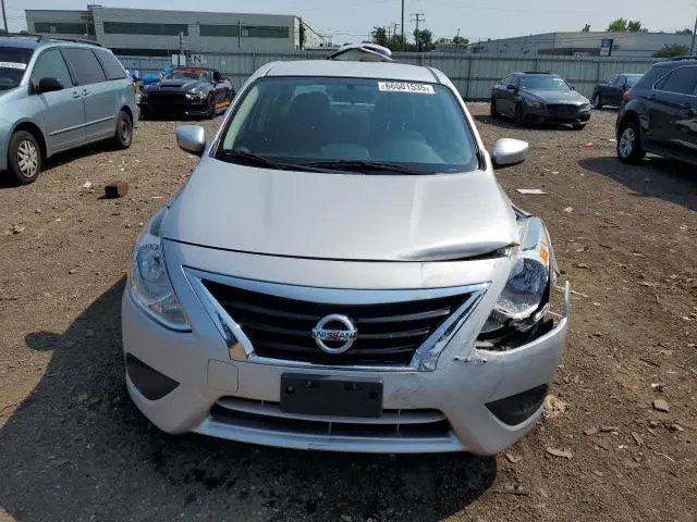 2019 NISSAN VERSA S  