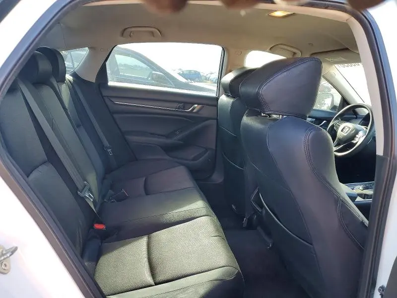 2020 HONDA ACCORD LX  