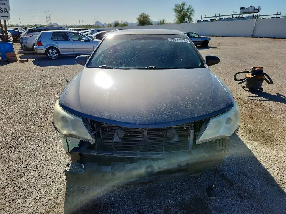 2014 TOYOTA CAMRY XLE  
