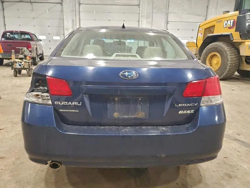 2011 SUBARU LEGACY 2.5I LIMITED  