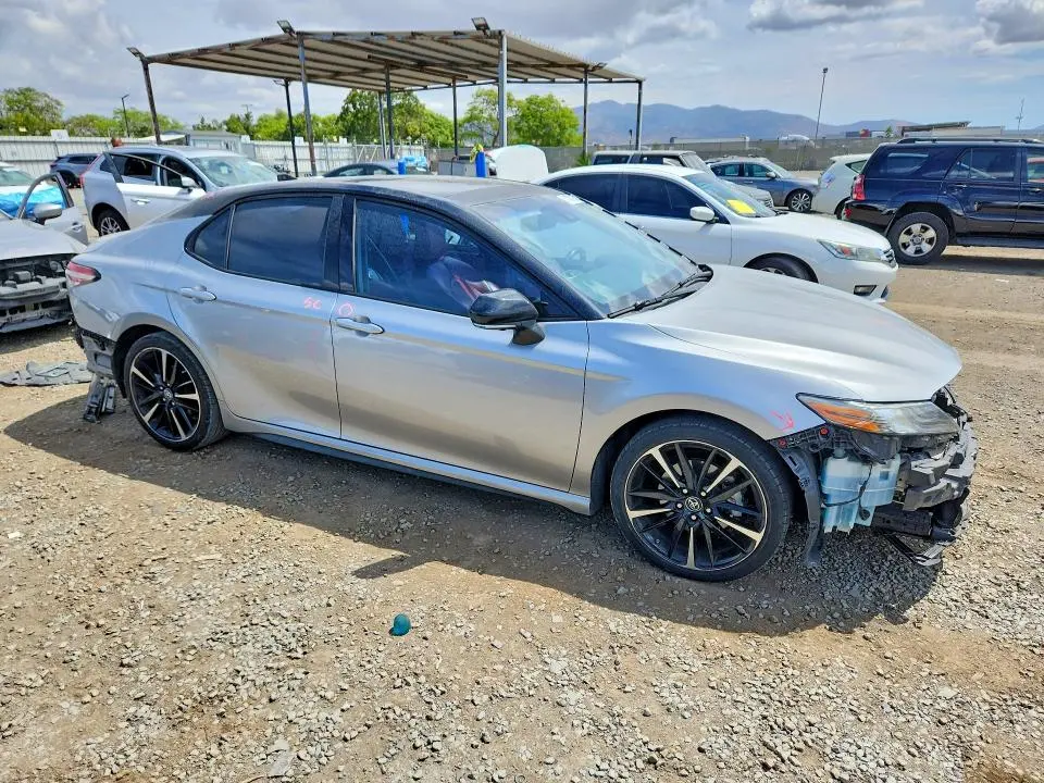 2019 TOYOTA CAMRY XSE V6  