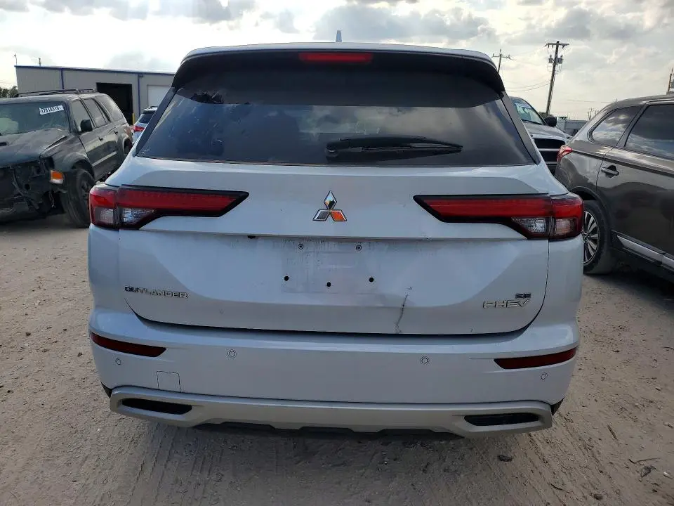 2023 MITSUBISHI OUTLANDER SE  