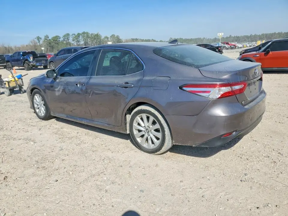 2019 TOYOTA CAMRY LE  
