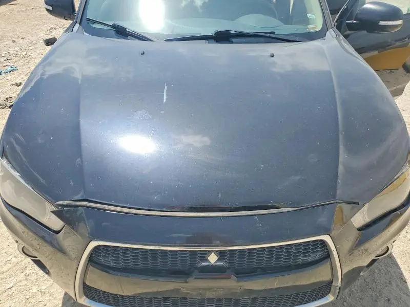 2013 MITSUBISHI OUTLANDER SE  