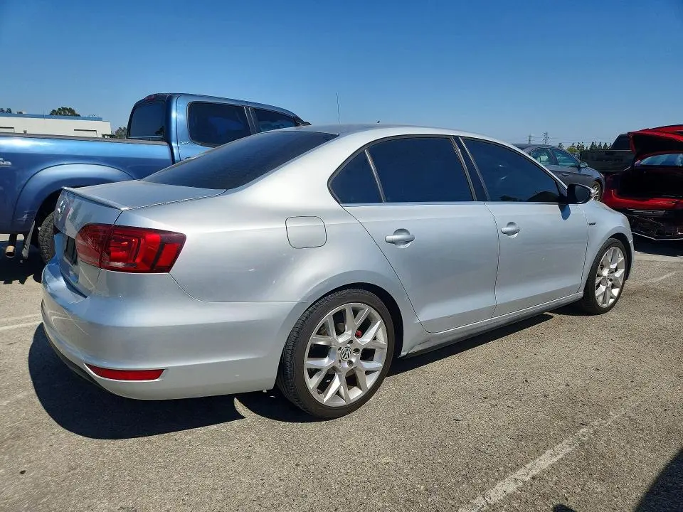 2014 VOLKSWAGEN JETTA GLI  
