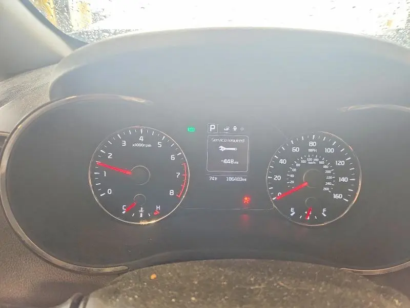 2017 KIA FORTE LX  