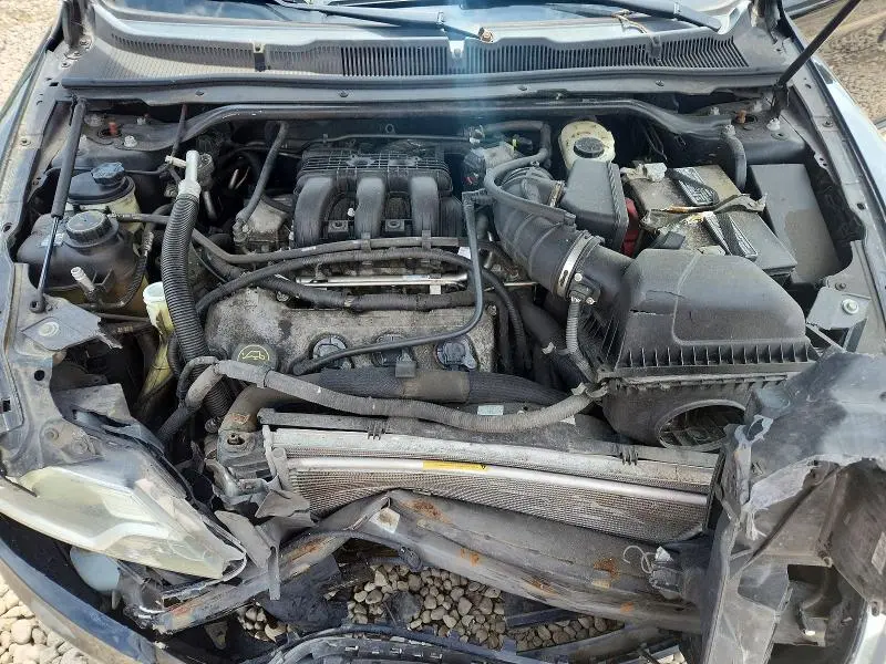 2011 FORD TAURUS SEL  