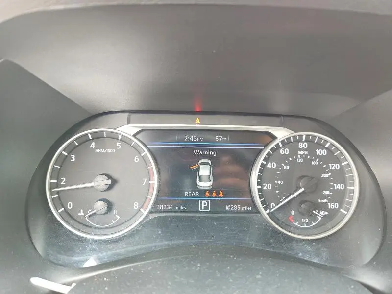 2024 NISSAN SENTRA SV  