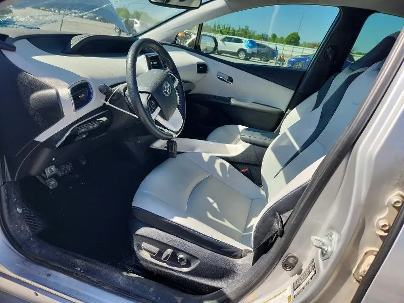2016 TOYOTA PRIUS FOUR TOURING  