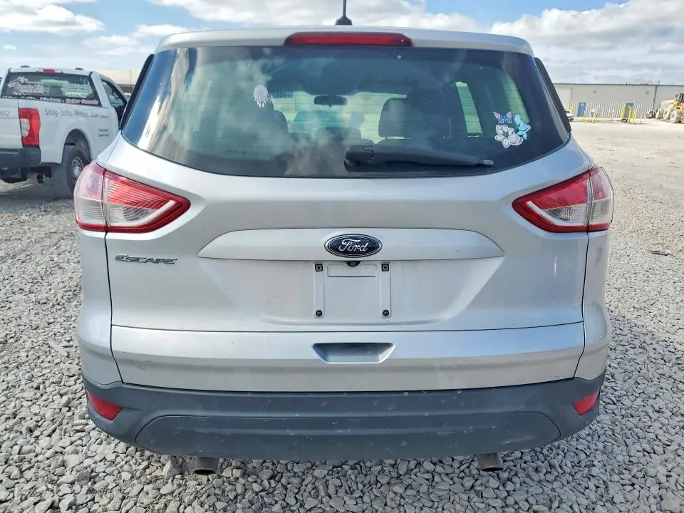 2016 FORD ESCAPE S  