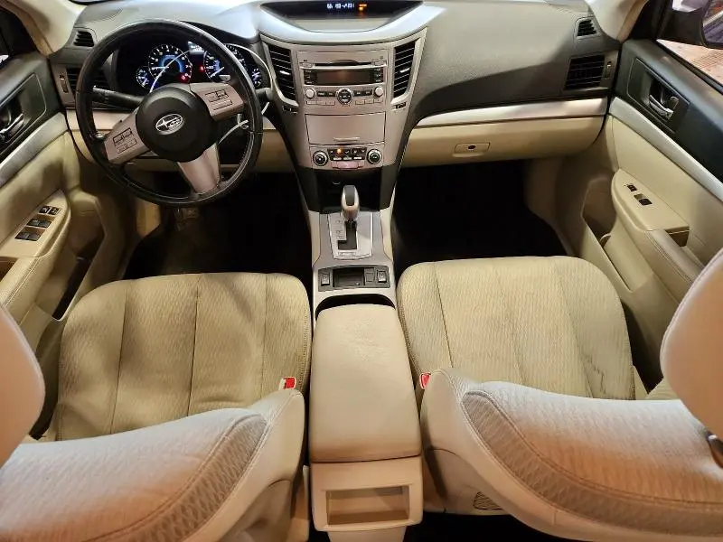 2010 SUBARU LEGACY 2.5I PREMIUM  