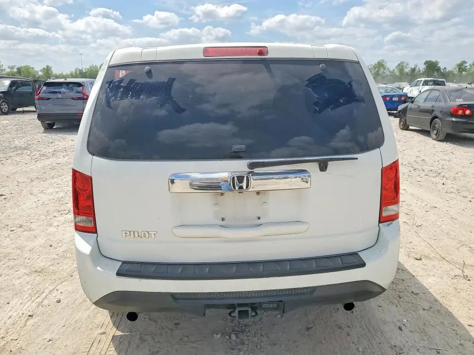 2015 HONDA PILOT LX  