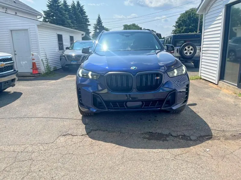 2024 BMW X5 M60I  