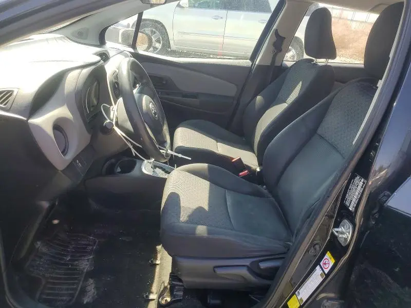 2015 TOYOTA YARIS 5-DOOR L  