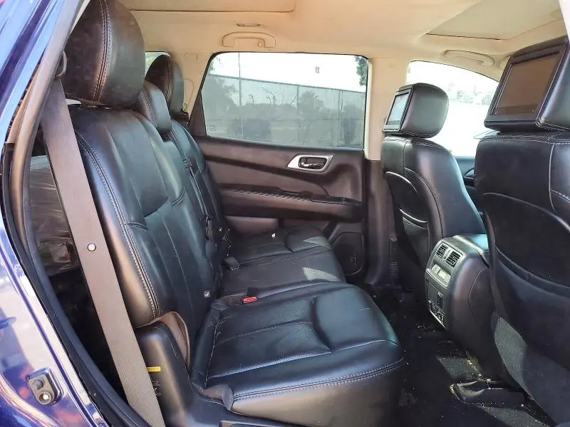 2017 NISSAN PATHFINDER S  