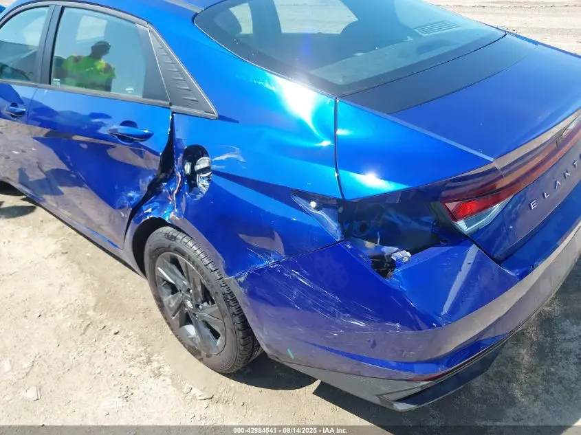 2021 HYUNDAI ELANTRA SEL