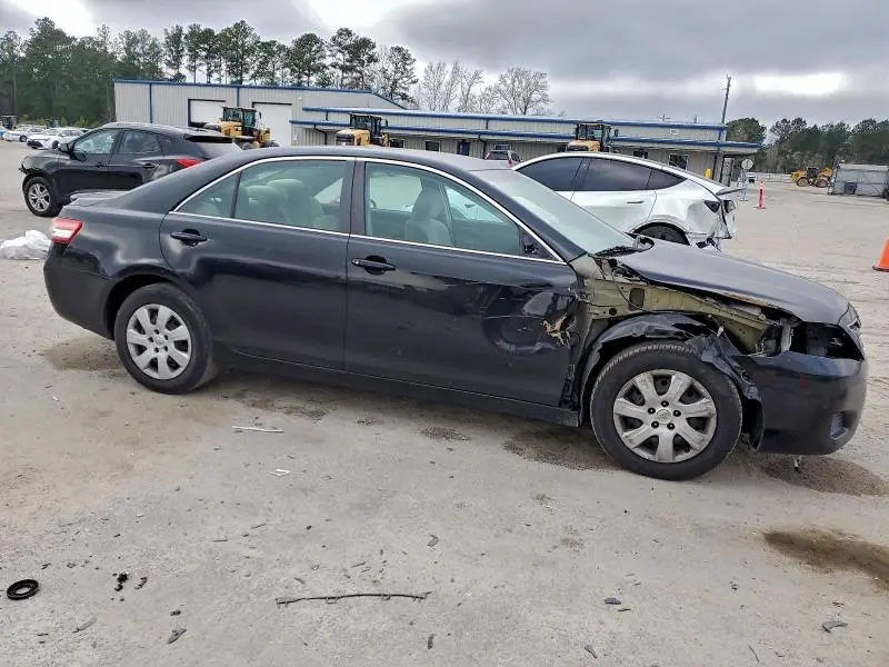 2011 TOYOTA CAMRY BASE  