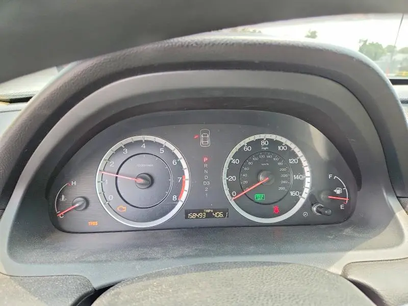 2011 HONDA ACCORD LX  