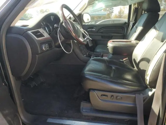 2013 CADILLAC ESCALADE ESV LUXURY  