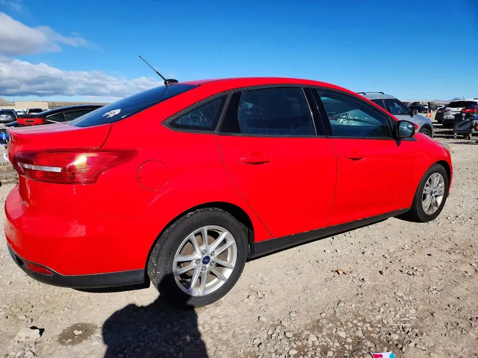 2016 FORD FOCUS SE  