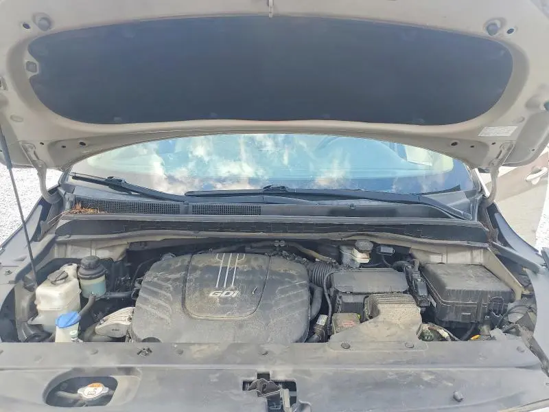 2016 KIA SEDONA LX  
