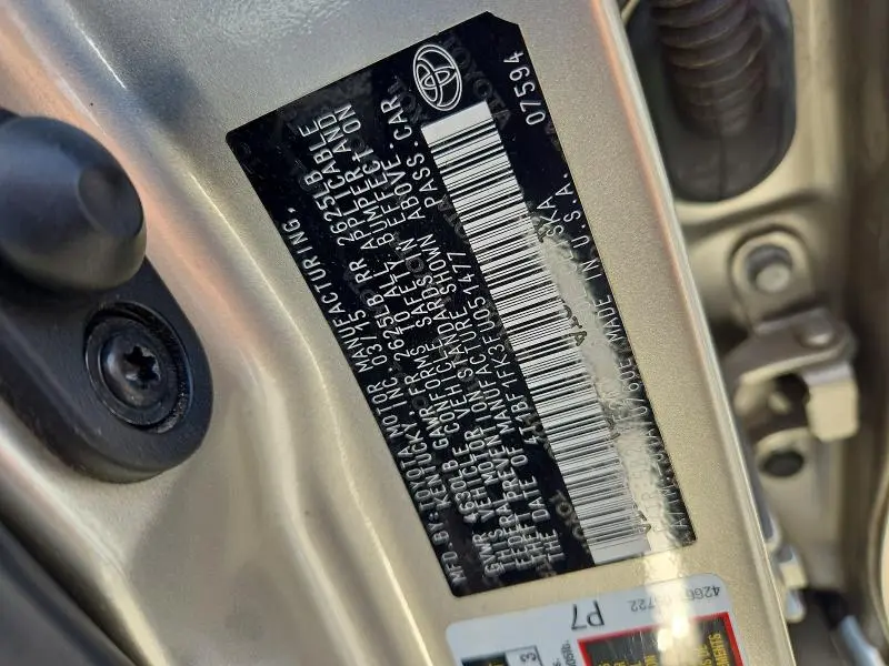 2015 TOYOTA CAMRY SE  