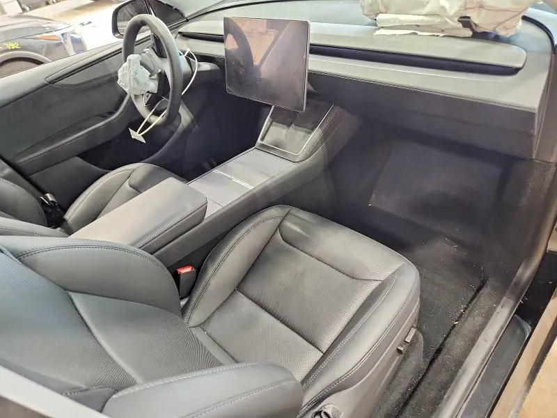 2026 TESLA MODEL Y   
