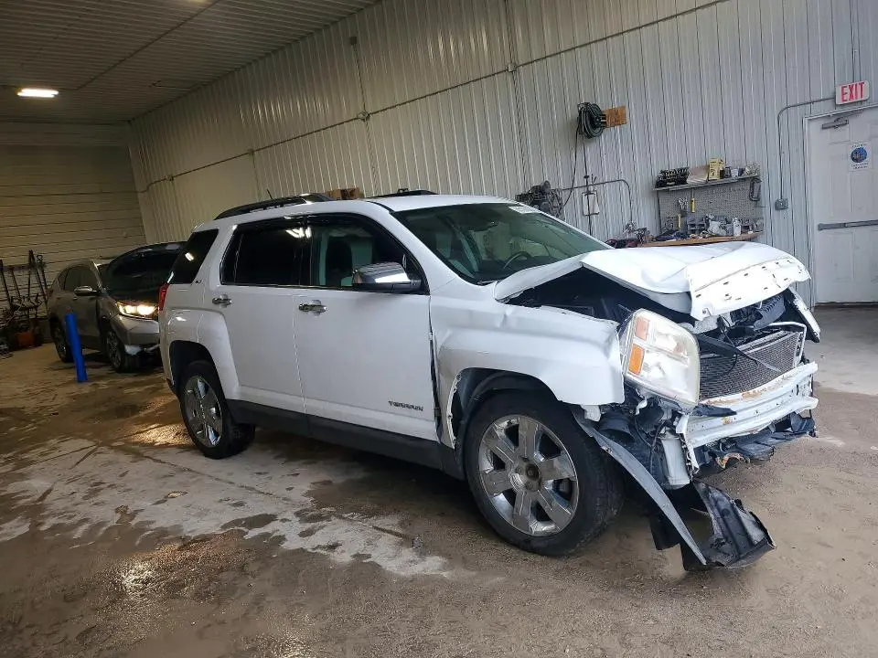 2014 GMC TERRAIN SLT  