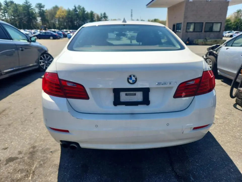 2014 BMW 528 XI  