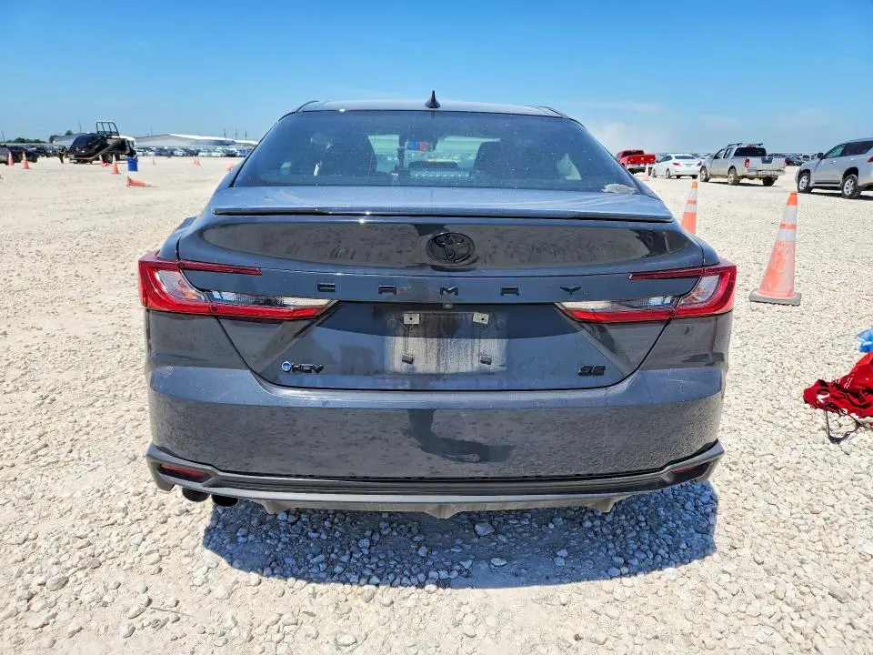 2026 TOYOTA CAMRY SE  