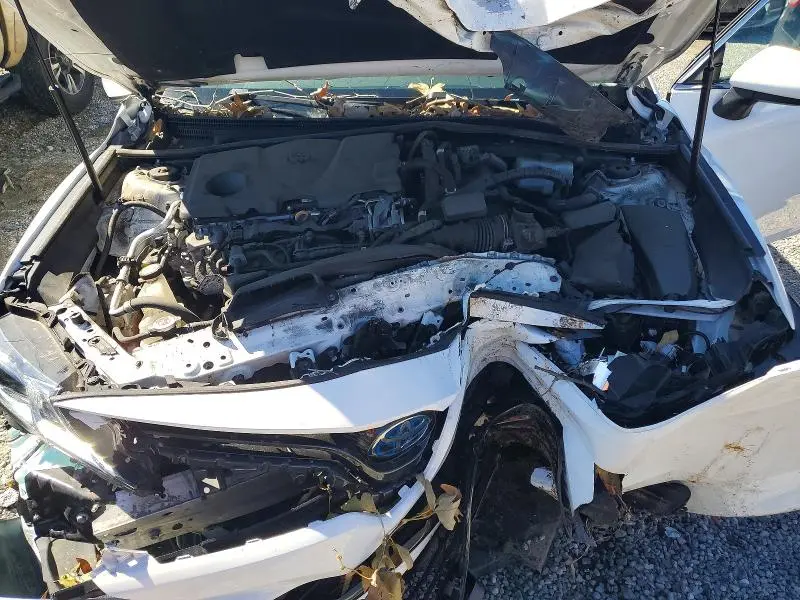2020 TOYOTA CAMRY LE  