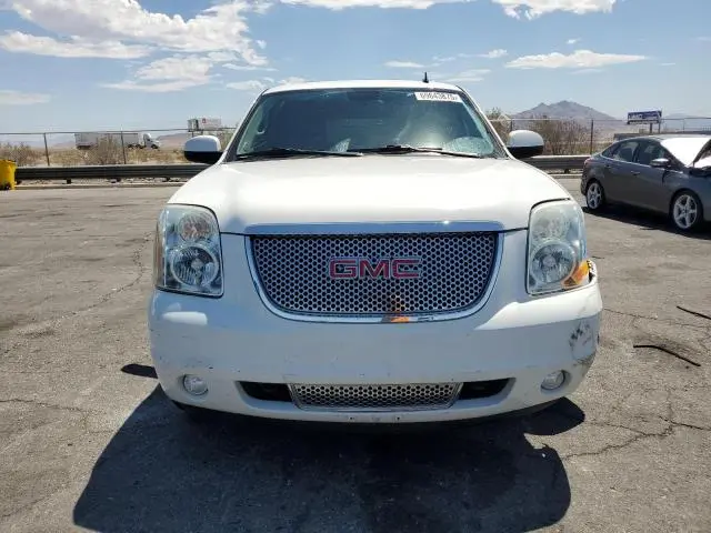 2013 GMC YUKON DENALI  