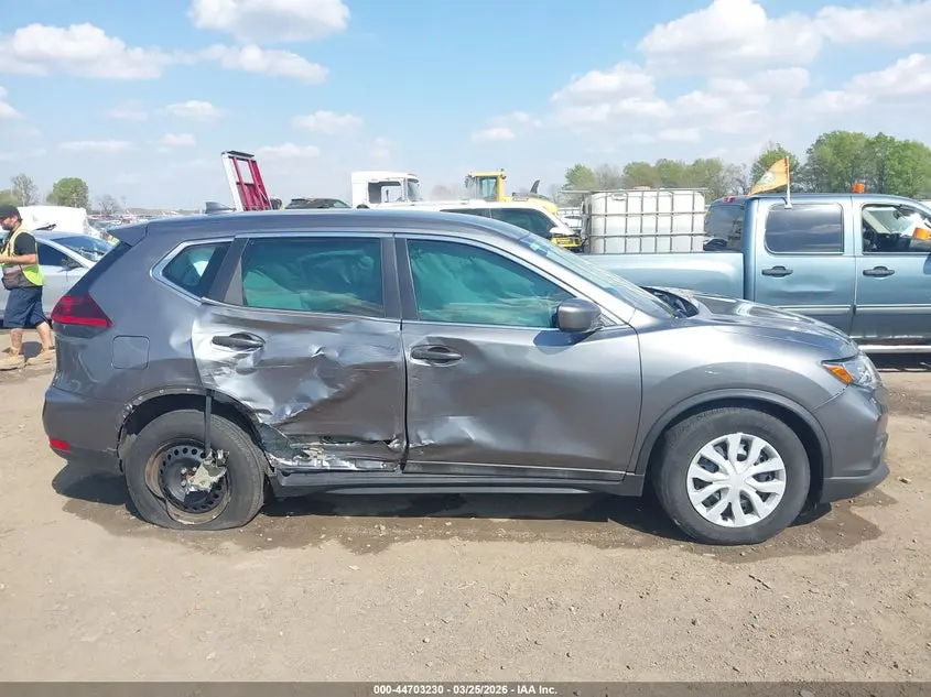 2018 NISSAN ROGUE S