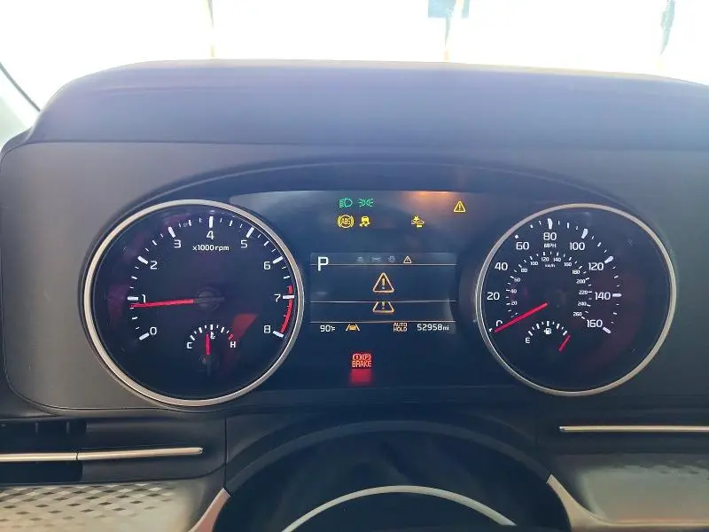2023 KIA CARNIVAL LX  